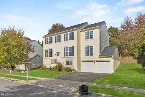3076 Pony Ridge Turn Turn, Dumfries, VA 22026