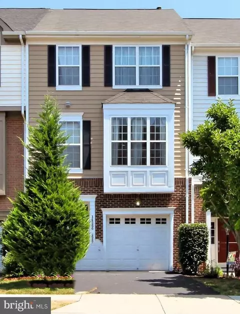 14266 Legend Glen Ct, Gainesville, VA 20155