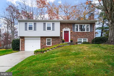 11987 Cotton Mill Dr, Woodbridge, VA 22192