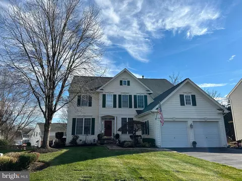 12709 Camden Park Ct, Bristow, VA 20136