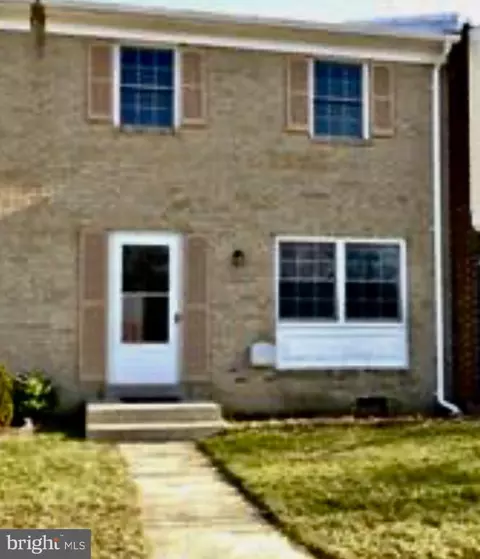 1854 Fort Pulaski Ct, Dumfries, VA 22026