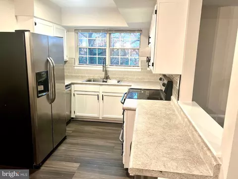 2730 Bordeaux Pl, Woodbridge, VA 22192