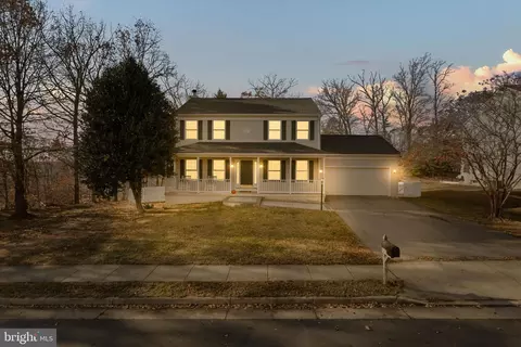 17570 Wayside Dr, Dumfries, VA 22026 photo 2