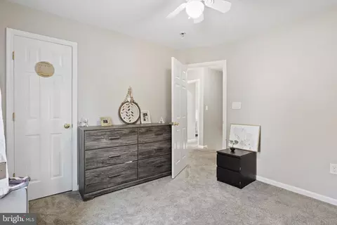 17570 Wayside Dr, Dumfries, VA 22026 photo 25