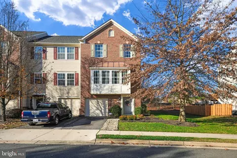 12757 Stone Lined Cir, Woodbridge, VA 22192