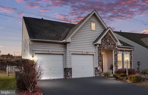 13191 Ormond Dr, Bristow, VA 20136