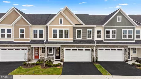 6791 Autumn Harvest Trl, Gainesville, VA 20155