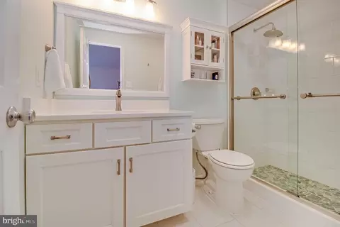 15742 Widewater Dr, Dumfries, VA 22025 photo 19