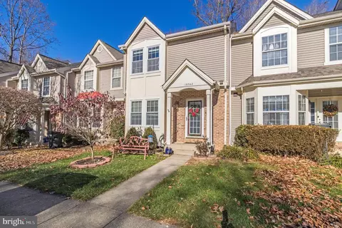 15742 Widewater Dr, Dumfries, VA 22025 photo 2