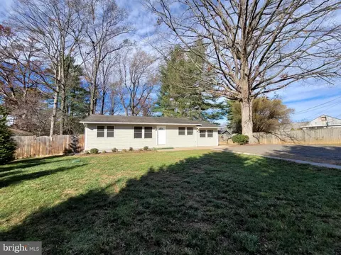 12758 Merrimont Ln, Bristow, VA 20136