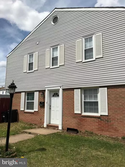 10057 Irongate Way, Manassas, VA 20109