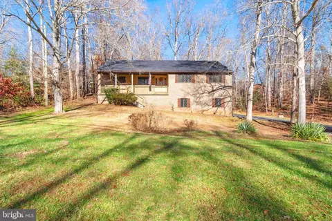 12353 Purcell Rd, Manassas, VA 20112