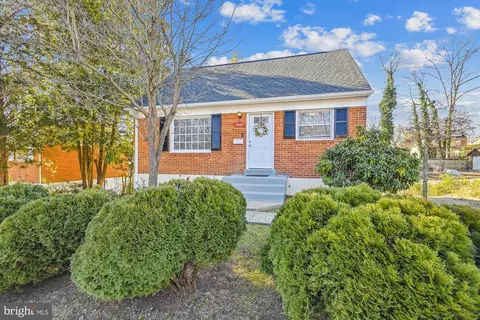 14302 Bismark Ave, Woodbridge, VA 22193