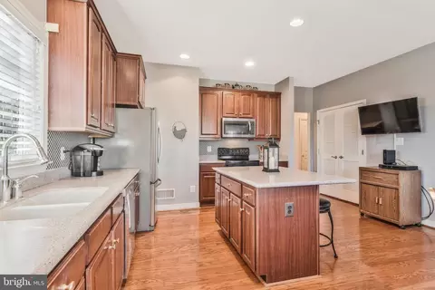 13220 Ormond Dr, Bristow, VA 20136 photo 19