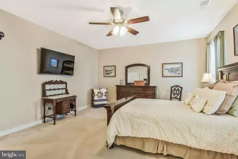 13220 Ormond Dr, Bristow, VA 20136 photo 23
