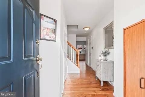 8468 Tackhouse Loop, Gainesville, VA 20155 photo 3