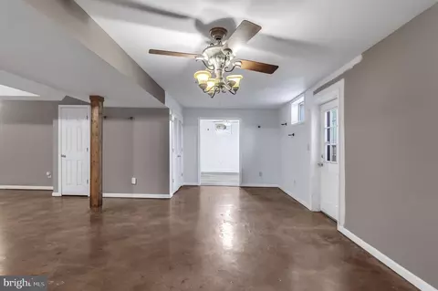 8746 Vanore Pl, Manassas, VA 20110 photo 42