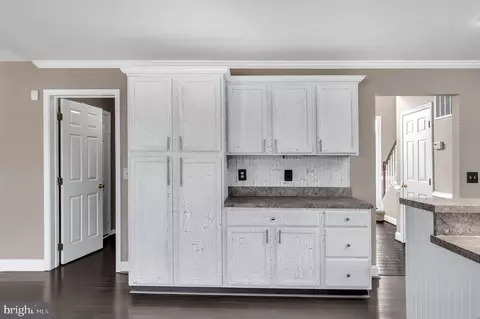 8746 Vanore Pl, Manassas, VA 20110 photo 13