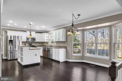 8746 Vanore Pl, Manassas, VA 20110 photo 15