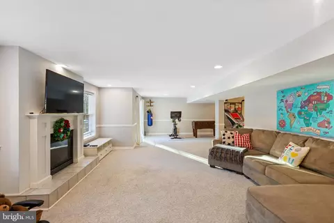 13531 Dodsworth Dr, Bristow, VA 20136 photo 35