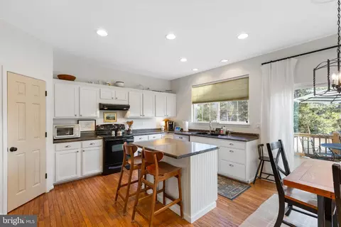 13531 Dodsworth Dr, Bristow, VA 20136 photo 13