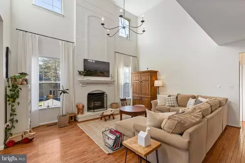 13531 Dodsworth Dr, Bristow, VA 20136 photo 9