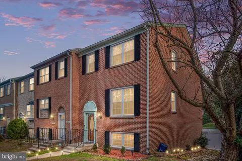 15357 Watermill Ter, Woodbridge, VA 22191