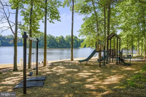 4221 Avon Dr, Dumfries, VA 22025 photo 31