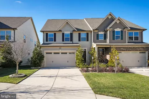 2224 Red Pine Loop, Dumfries, VA 22026