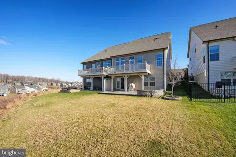 2224 Red Pine Loop, Dumfries, VA 22026 photo 30