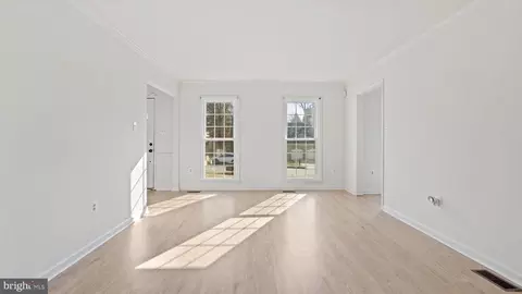 4258 Exeter Dr, Dumfries, VA 22025 photo 5