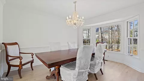 4258 Exeter Dr, Dumfries, VA 22025 photo 9
