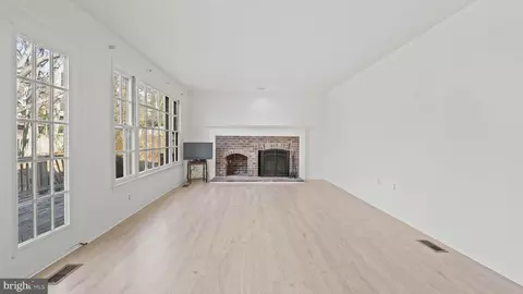 4258 Exeter Dr, Dumfries, VA 22025 photo 19