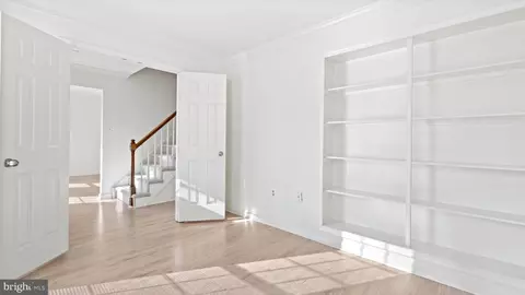 4258 Exeter Dr, Dumfries, VA 22025 photo 13
