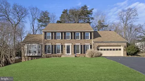 4258 Exeter Dr, Dumfries, VA 22025