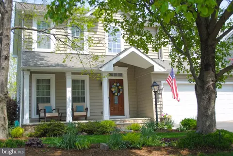 12178 Hopper Ln, Bristow, VA 20136 photo 2