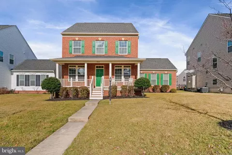 16606 Space More Cir, Woodbridge, VA 22191