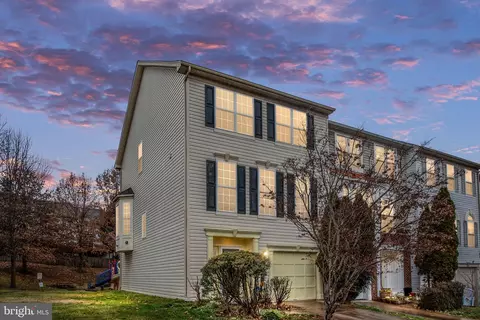 2972 Stockholm Way, Woodbridge, VA 22191