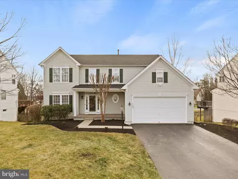 10487 Manns Harbor Ct, Gainesville, VA 20155