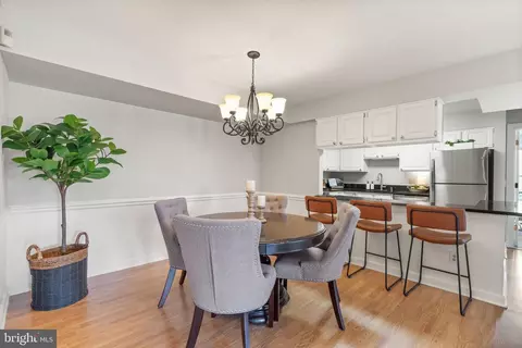 8115 Lacy Dr #204, Manassas, VA 20109