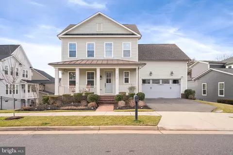 17238 Miss Packard Ct, Dumfries, VA 22026