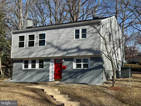 3302 Bellflower Ct, Woodbridge, VA 22193