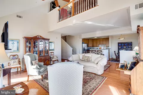 1641 Ladue Ct #408, Woodbridge, VA 22191
