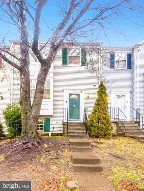 3122 Antrim Cir, Dumfries, VA 22026