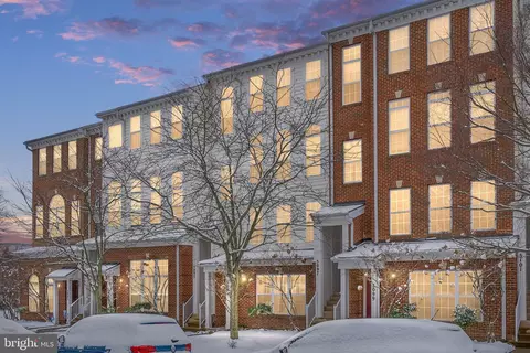 5095 Anchorstone Dr #5095, Woodbridge, VA 22192