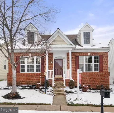 12836 Dunbarton Dr, Bristow, VA 20136