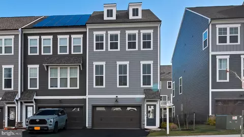 1665 Aspen Poplar Rd, Dumfries, VA 22026