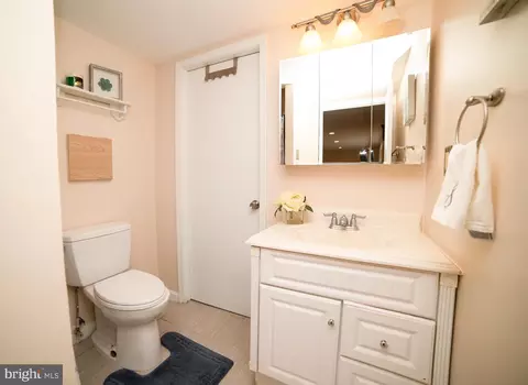 9845 Alan Ct, Manassas, VA 20109 photo 18