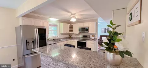 9845 Alan Ct, Manassas, VA 20109 photo 12