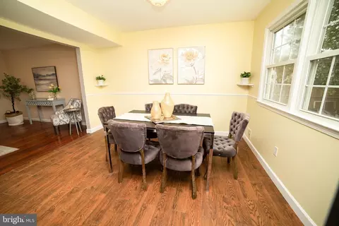 9845 Alan Ct, Manassas, VA 20109 photo 11